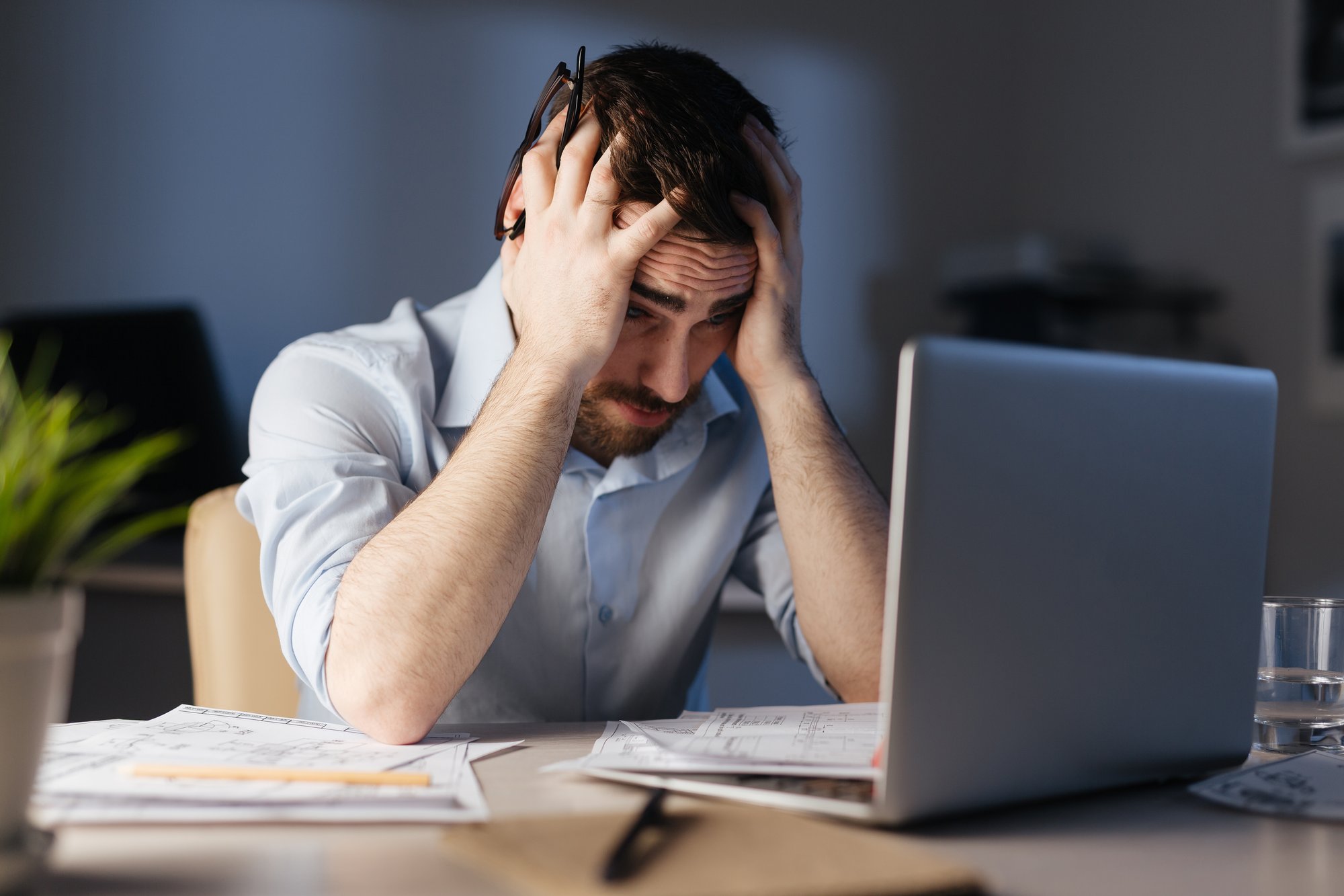 Deadline_Pressure_In_Office_original_379402